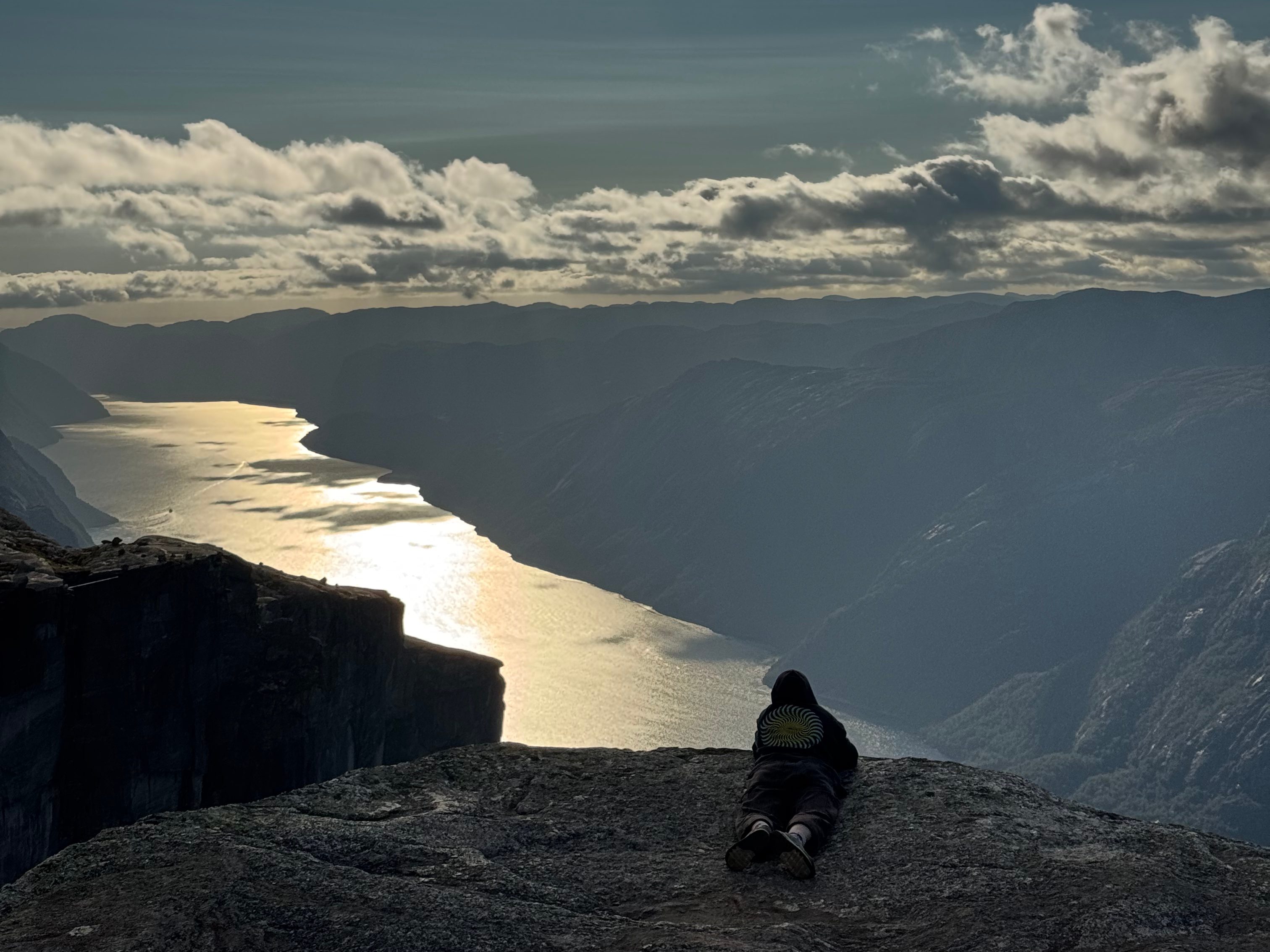 Vue depuis la randonnée de Kjerag sur Lysbotn