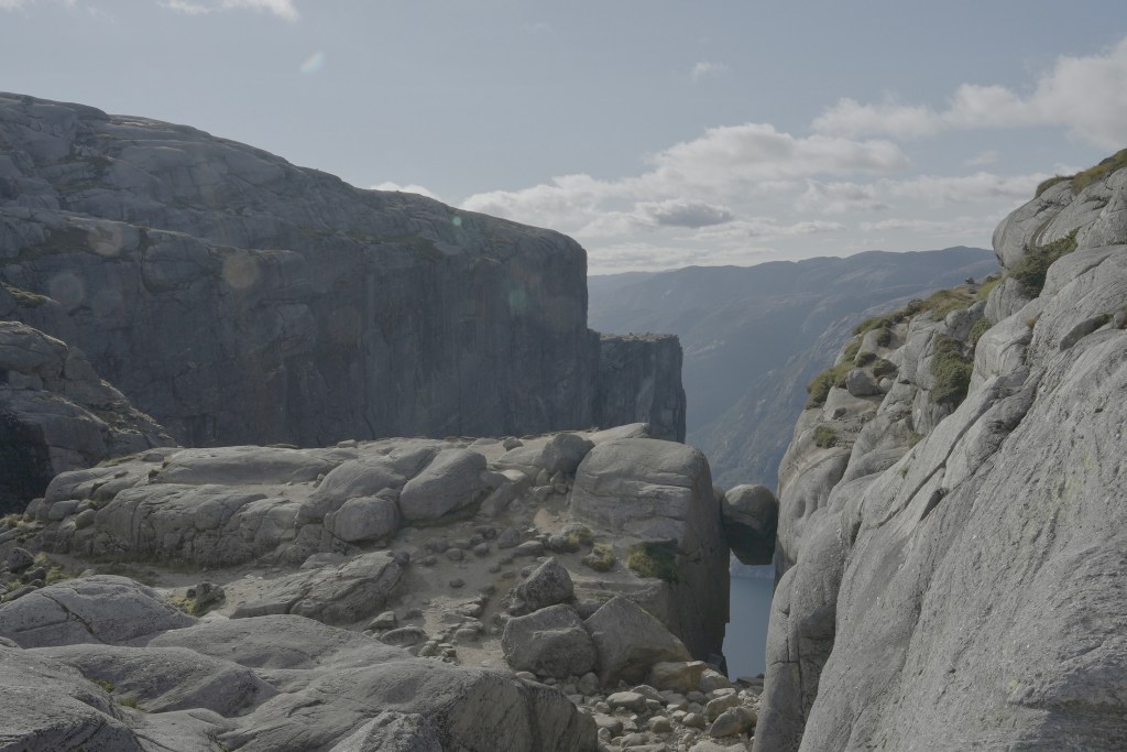 Rocher de Kjeragbolten